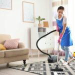 Signs You Need to Hire a Professional House Cleaning Service